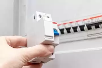 Reparo em tomada 127v e 220v em Santo André