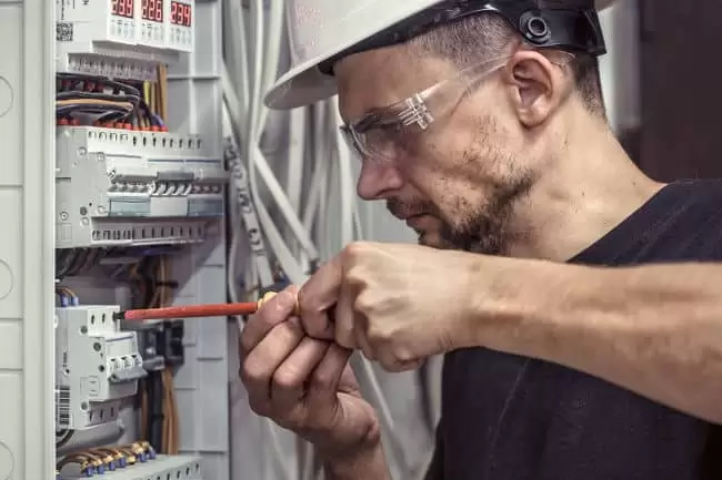manutenções elétricas